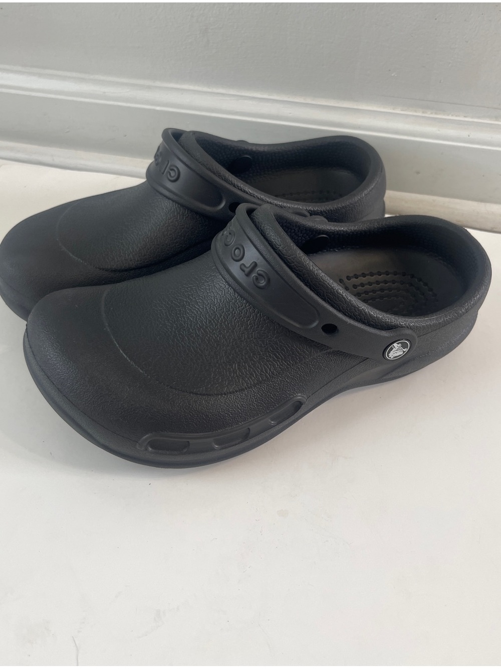 CROCS UNISEX BISTRO WORK  CLOG Mens’s 7/Womens Size 9 Black Medical